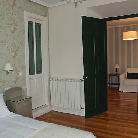 Rural La Raposera Otel 3*