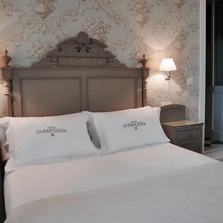 Rural La Raposera Hotel